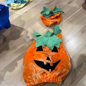Pumpkin costume